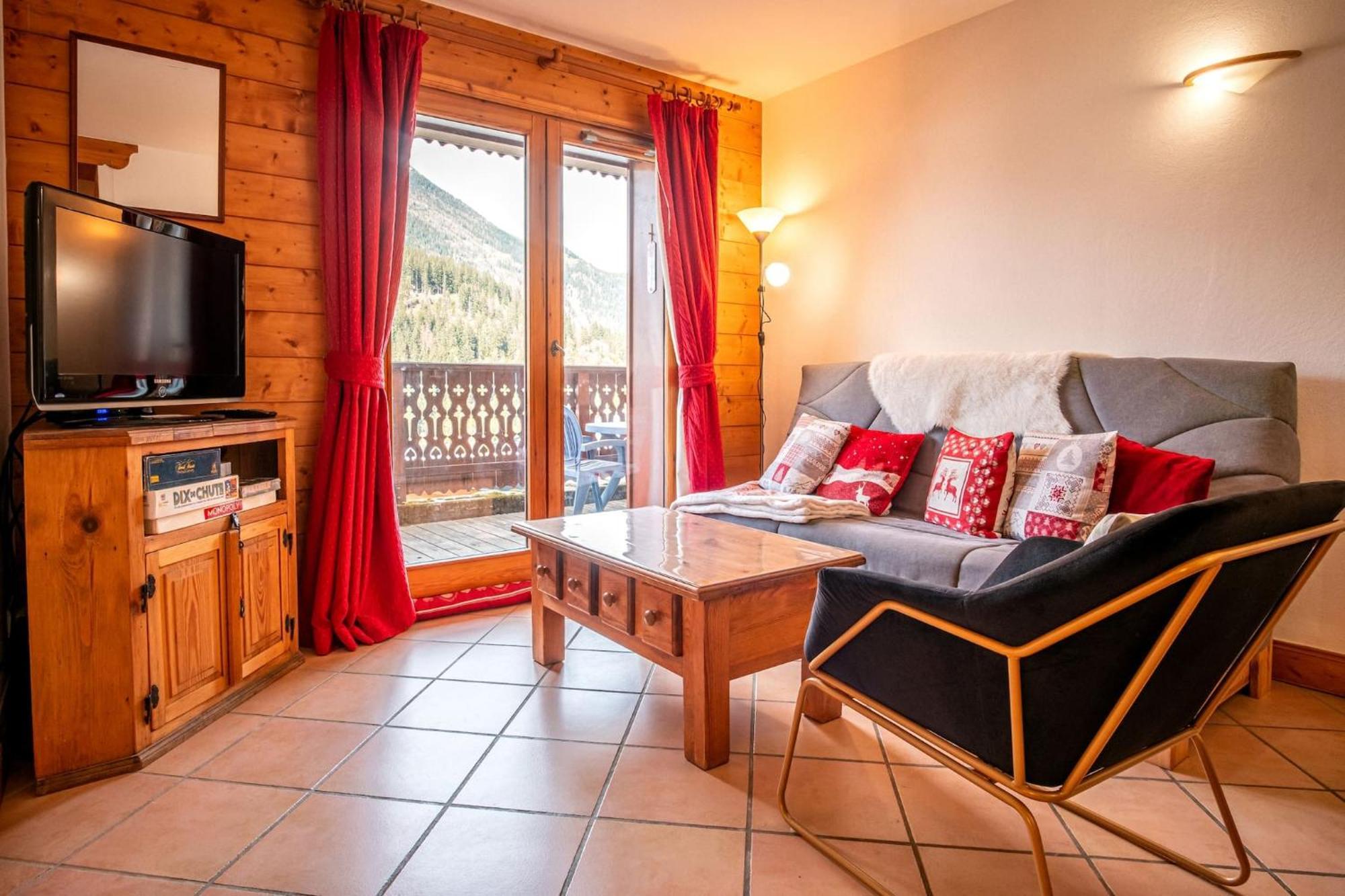 Appartement Bellevue Au Pied Des Pistes เลอุชส์ ภายนอก รูปภาพ